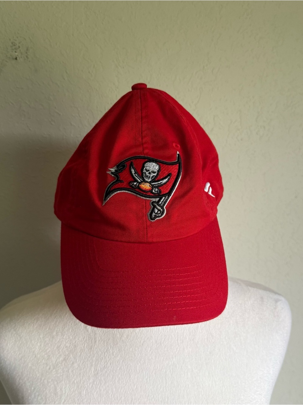 Unisex Red Fanatics Tampa Bay Buccaneers Sporty Game-day NFL Tuckstrap Hat